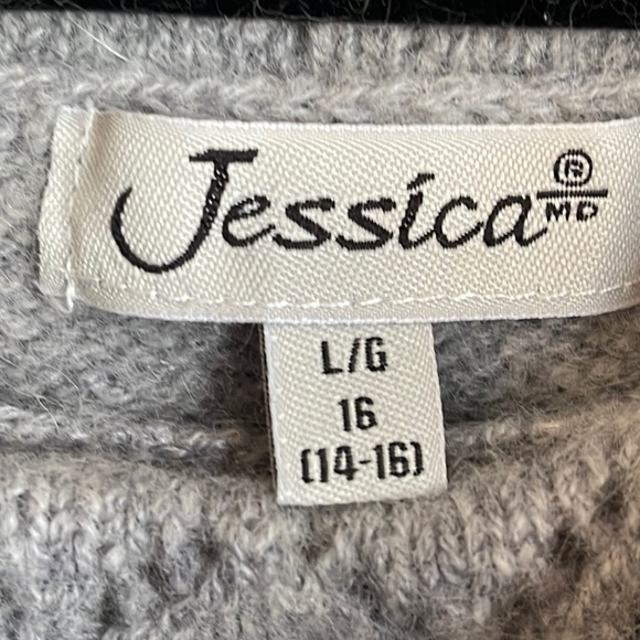 Angora blend cowl neck Sweater (L) - Picture 6 of 12